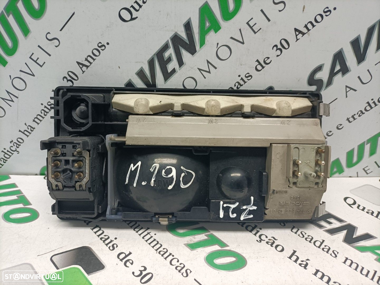 Plafonier / Botão Luz Tecto Mercedes-Benz 190 (W201) - 2