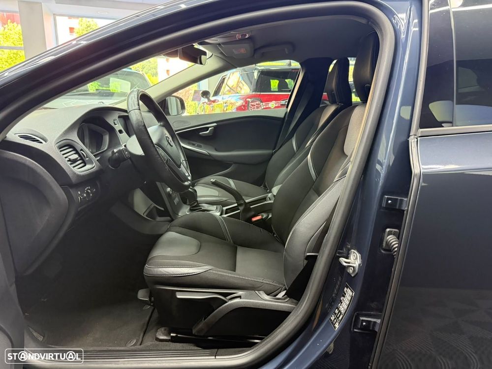 Volvo V40 1.5 T3 Sport Edition R Geartronic - 17