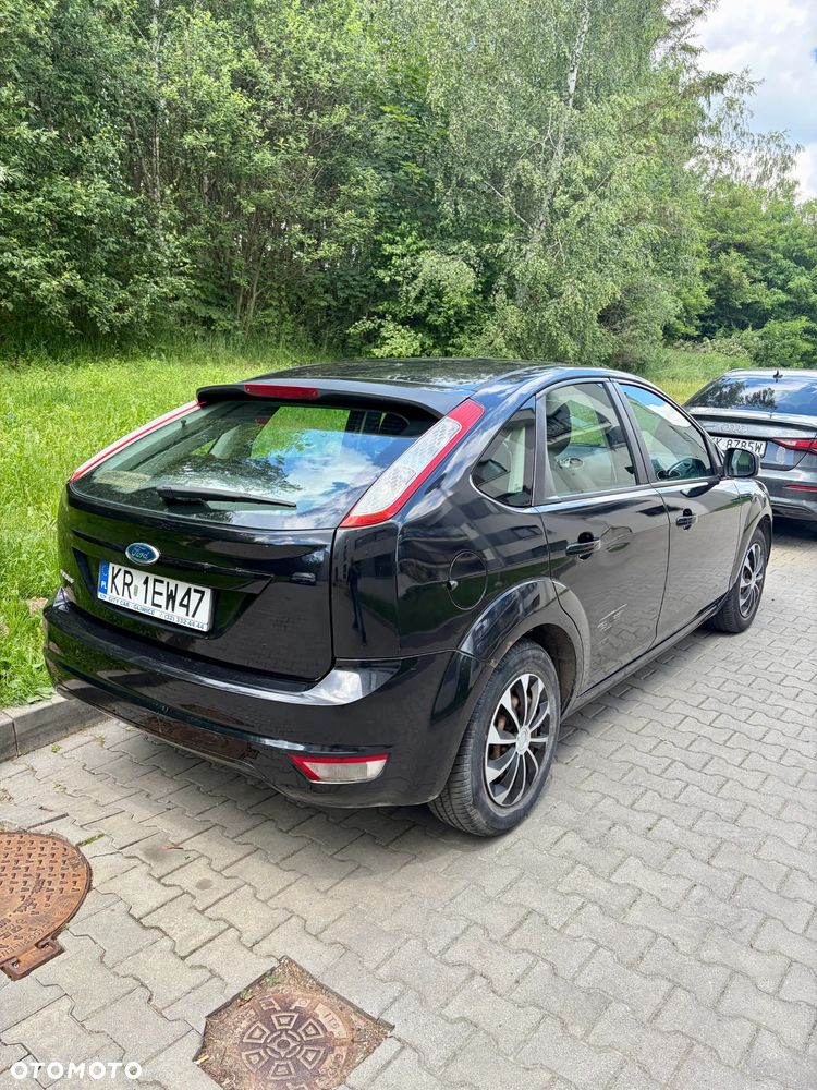 Ford Focus 1.6 Ambiente - 10