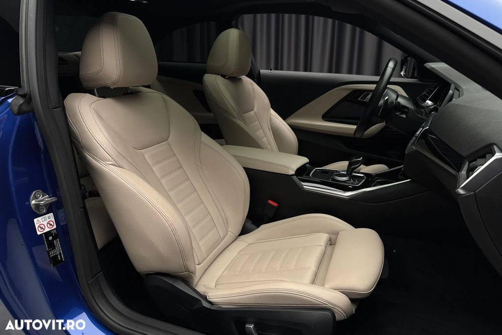 BMW M2 M240i xDrive - 30