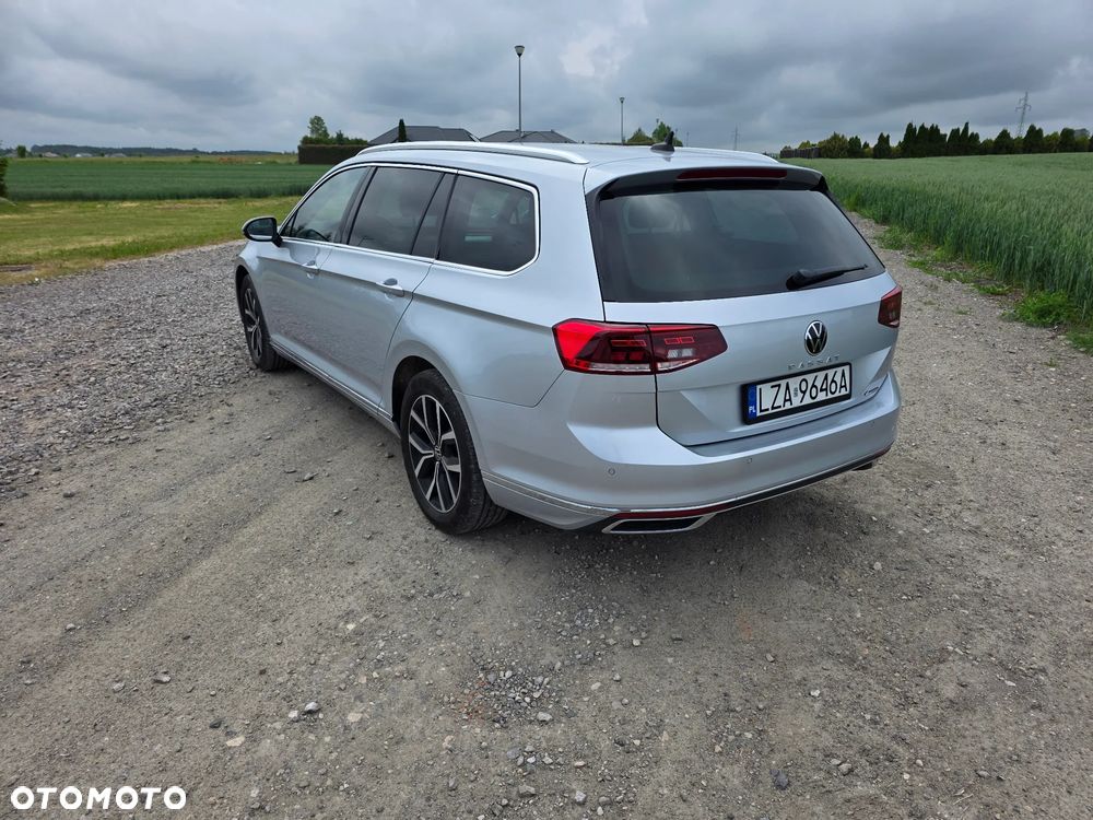 Volkswagen Passat 2.0 TDI SCR DSG 4Motion Business - 10