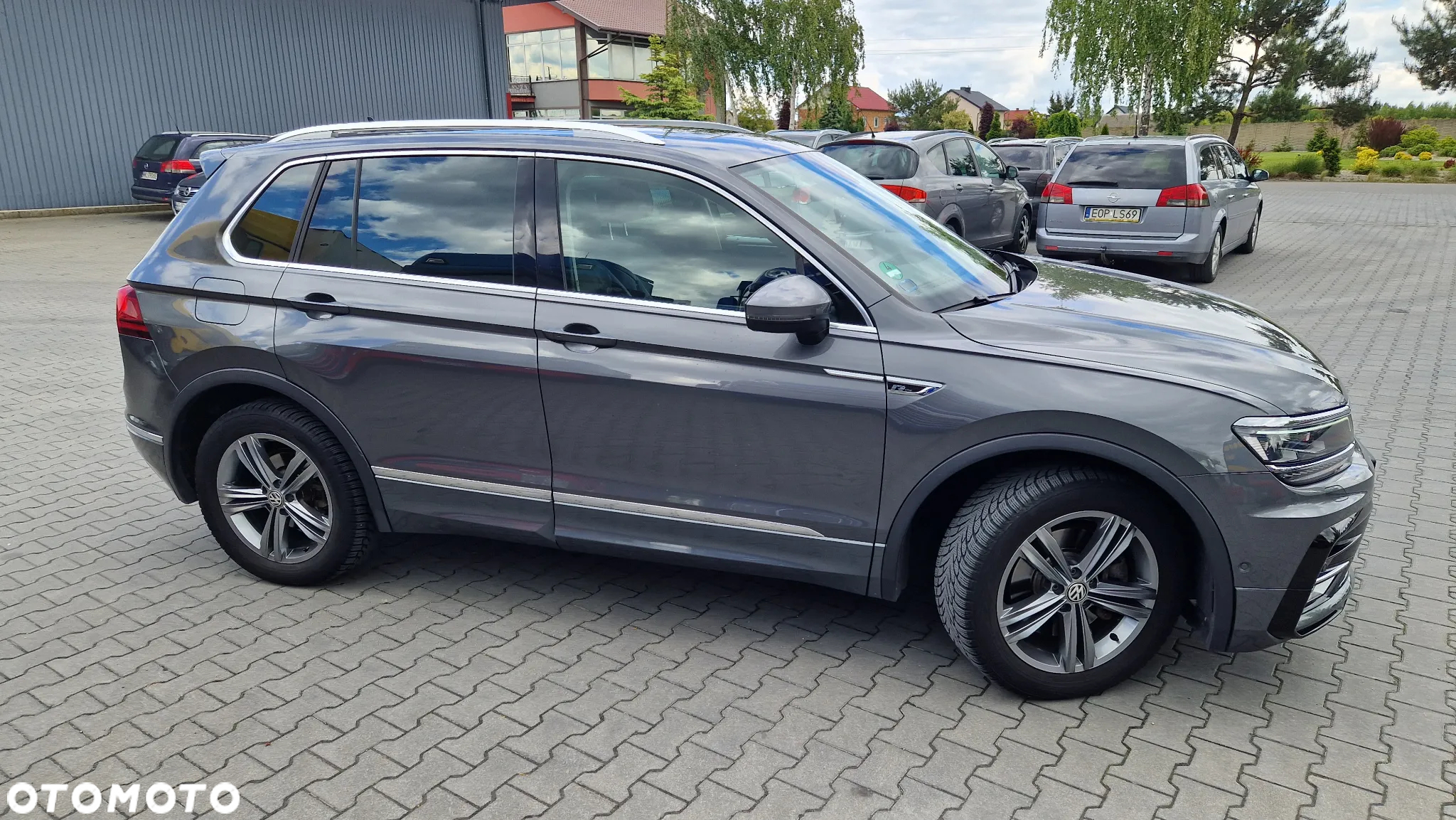 Volkswagen Tiguan 2.0 TDI SCR 4MOTION DSG Highline - 4
