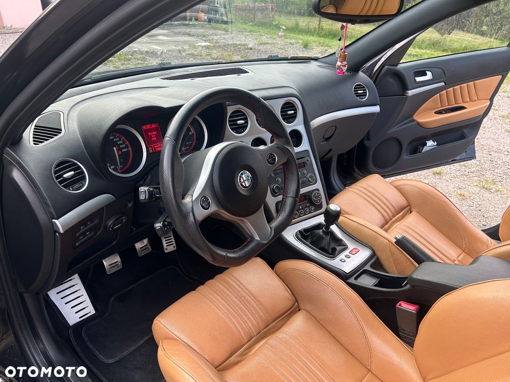 Alfa Romeo 159 1.9JTDM ti - 8