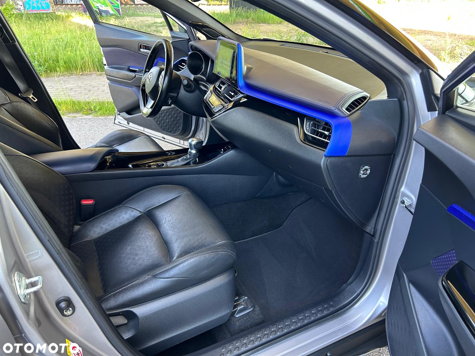 Toyota C-HR 1.8 Hybrid Executive - 23