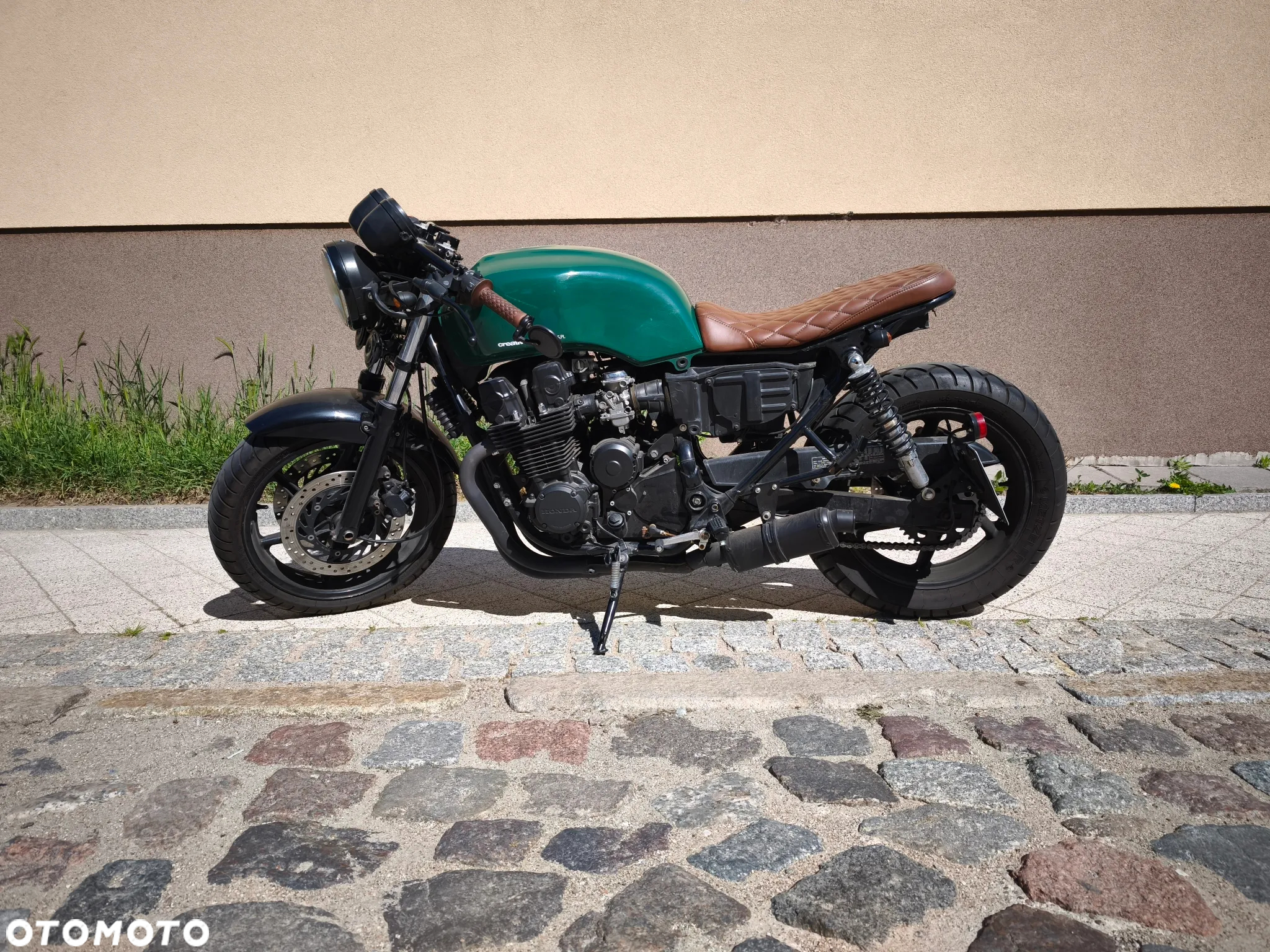 Honda CB - 2