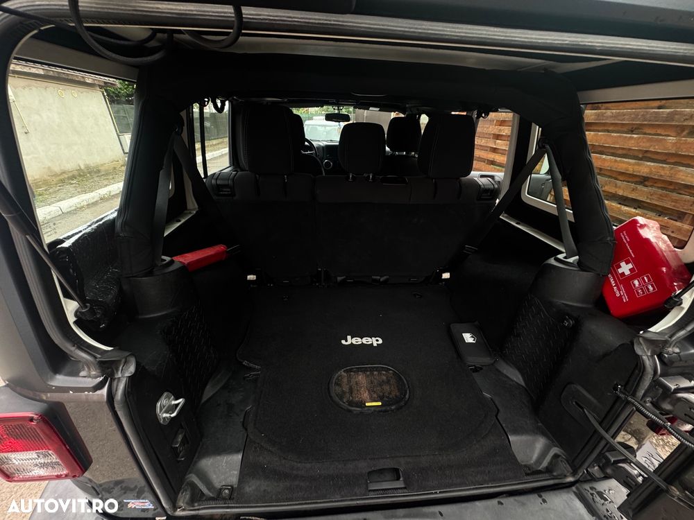 Jeep Wrangler 2.8 CRD AT Rubicon - 5