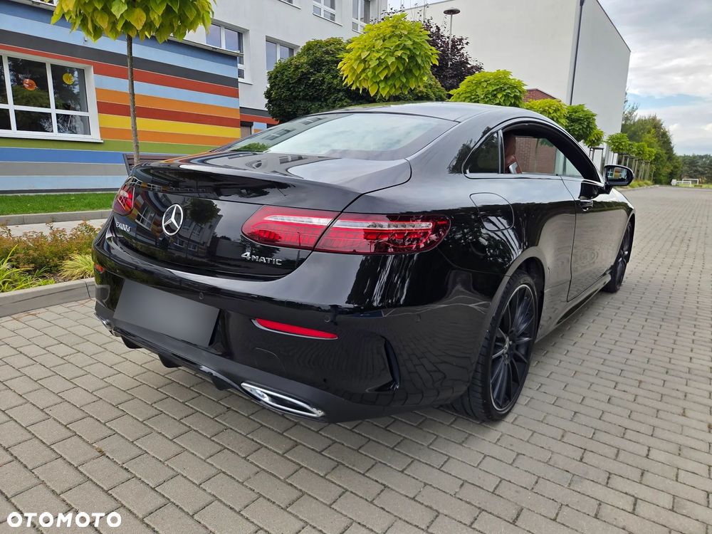 Mercedes-Benz Klasa E 400 d 4Matic 9G-TRONIC AMG Line - 22