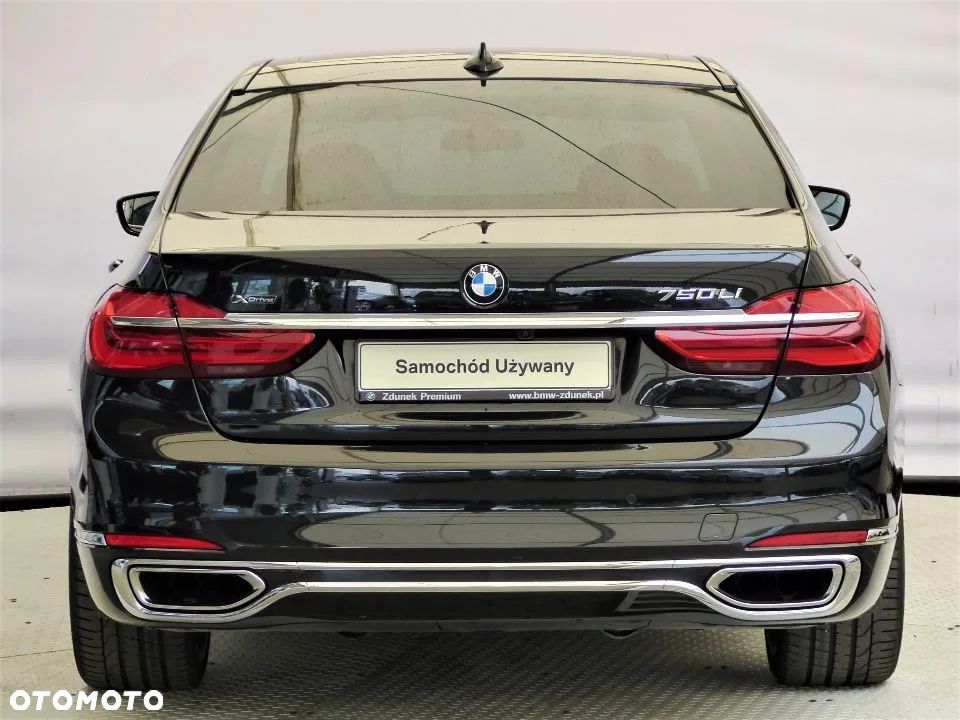 BMW Seria 7 750Li xDrive - 2