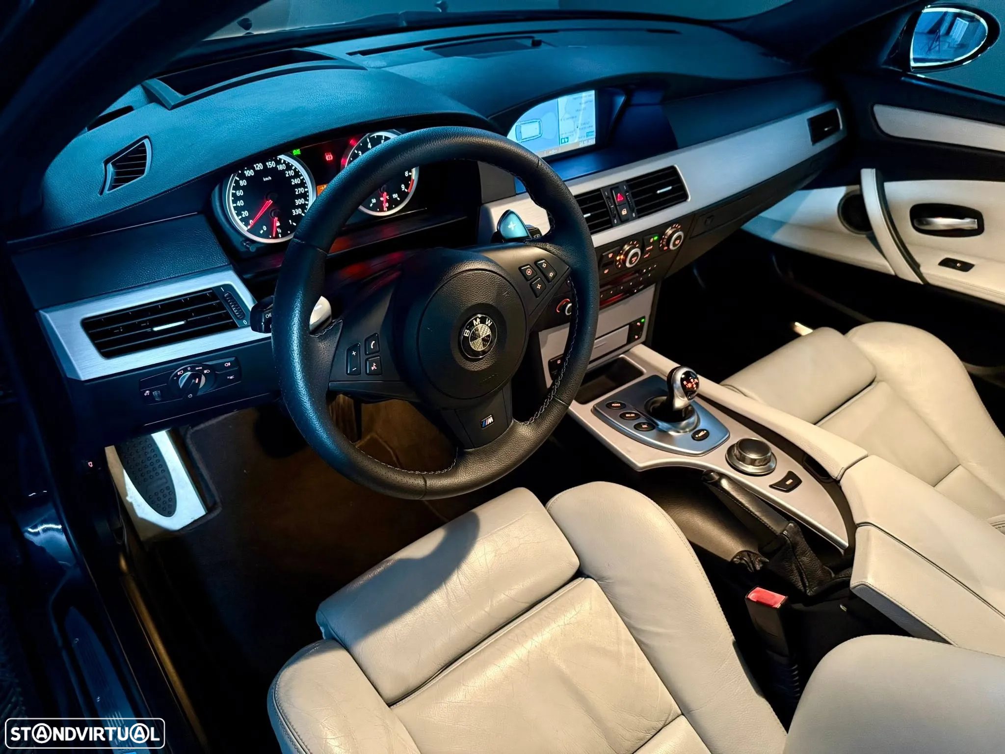 BMW M5 Touring - 11
