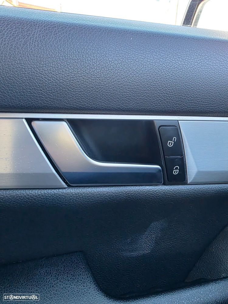 Mercedes-Benz C 180 CDi Avantgarde BE - 13