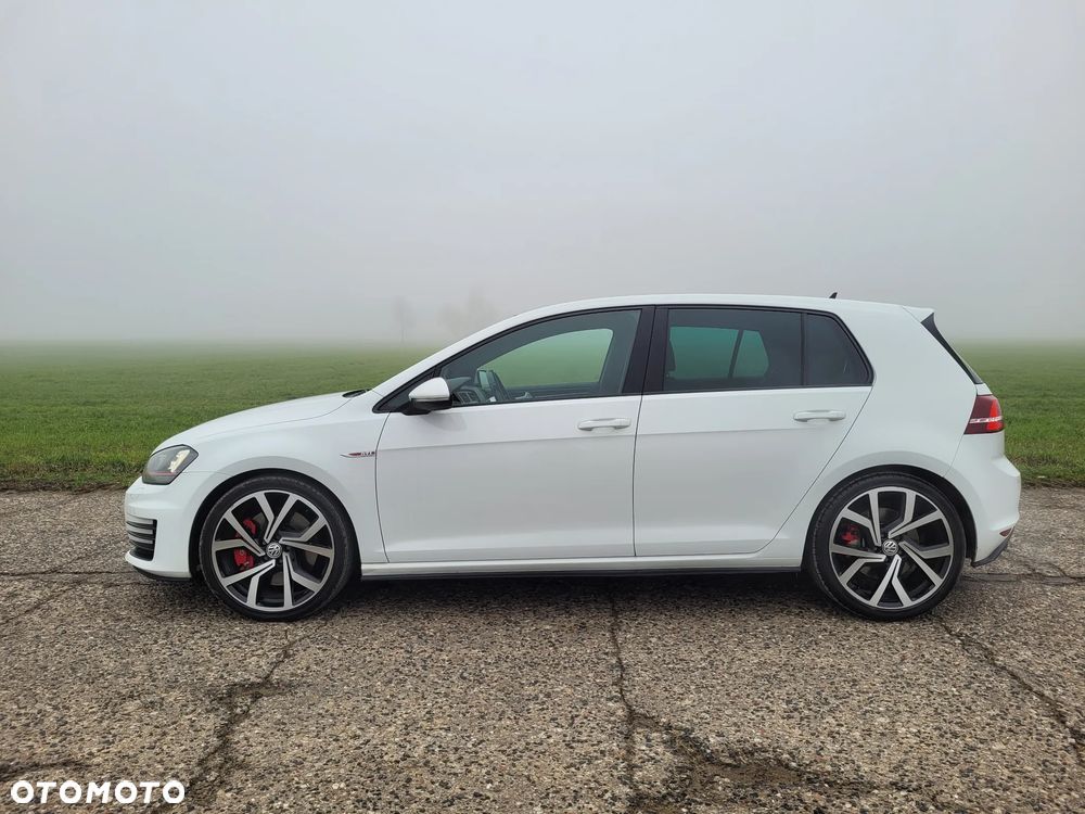 Volkswagen Golf 2.0 TSI BMT GTI Performance DSG - 2