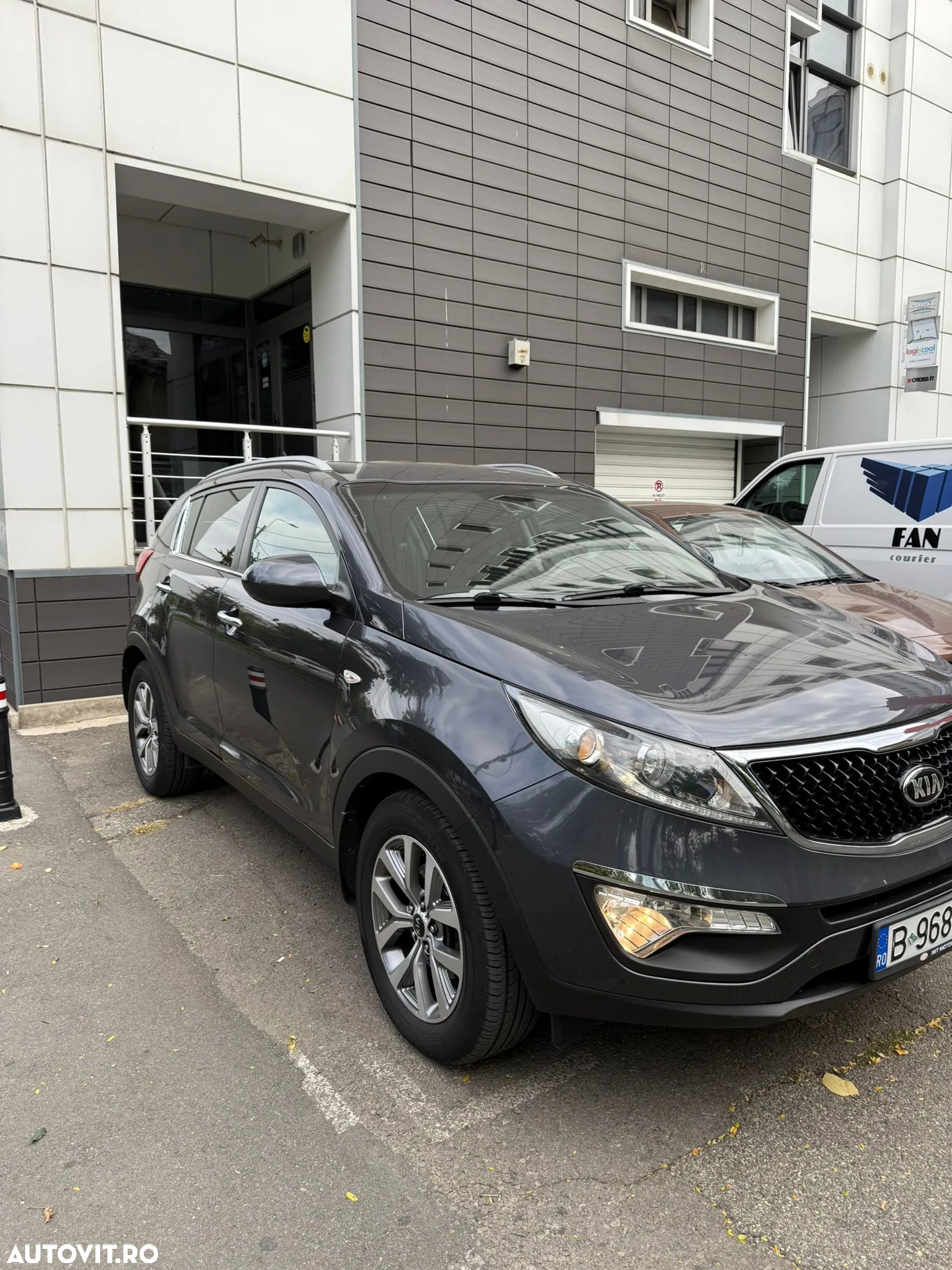 Kia Sportage 1.7 DSL 6MT 4x2 Plus - 3