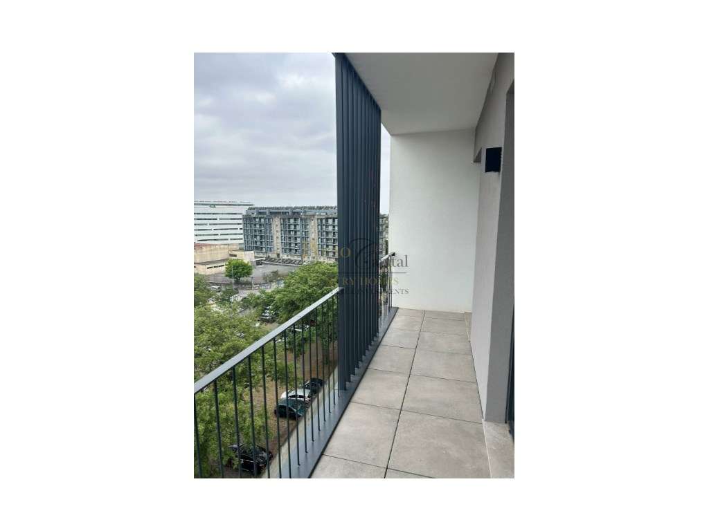 EXCELENTE APARTAMENTO 1, MOBILADO E COM UM LUGAR DE GARAGEM, JUNTO ... - Grande imagem: 4/20