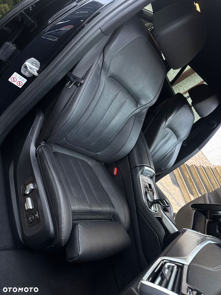 BMW X6 - 33