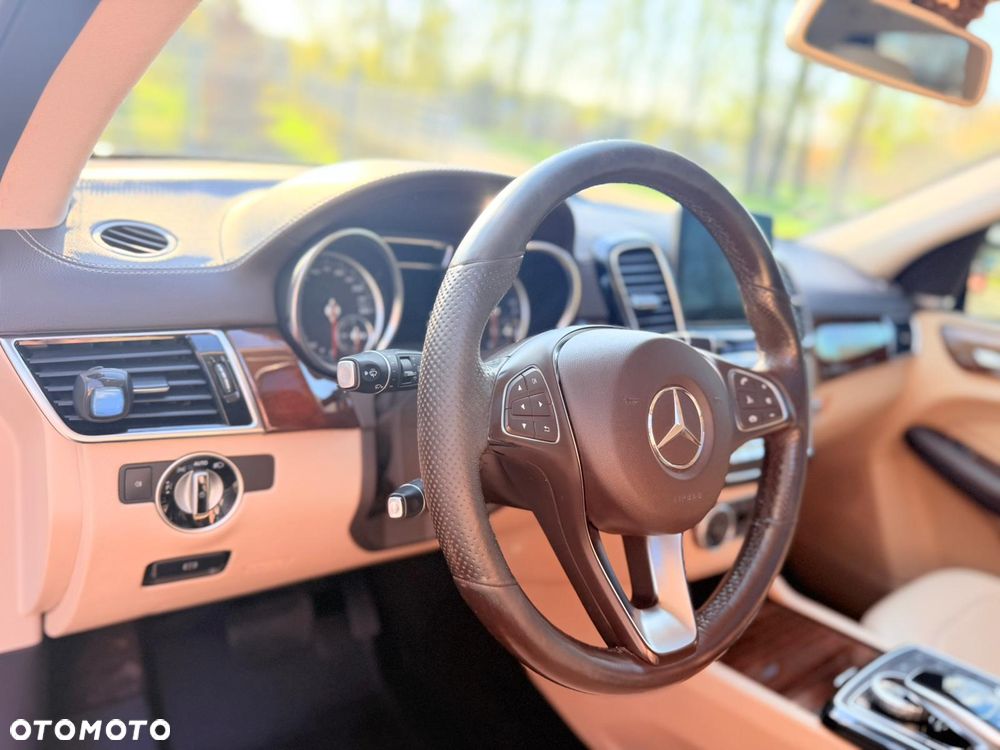 Mercedes-Benz GLE 350 d 4-Matic - 14