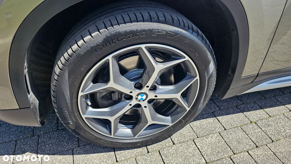 BMW X1 xDrive20d xLine - 7