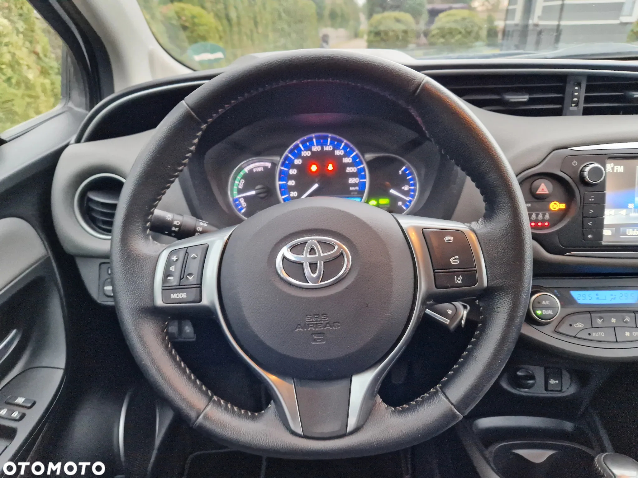 Toyota Yaris - 14