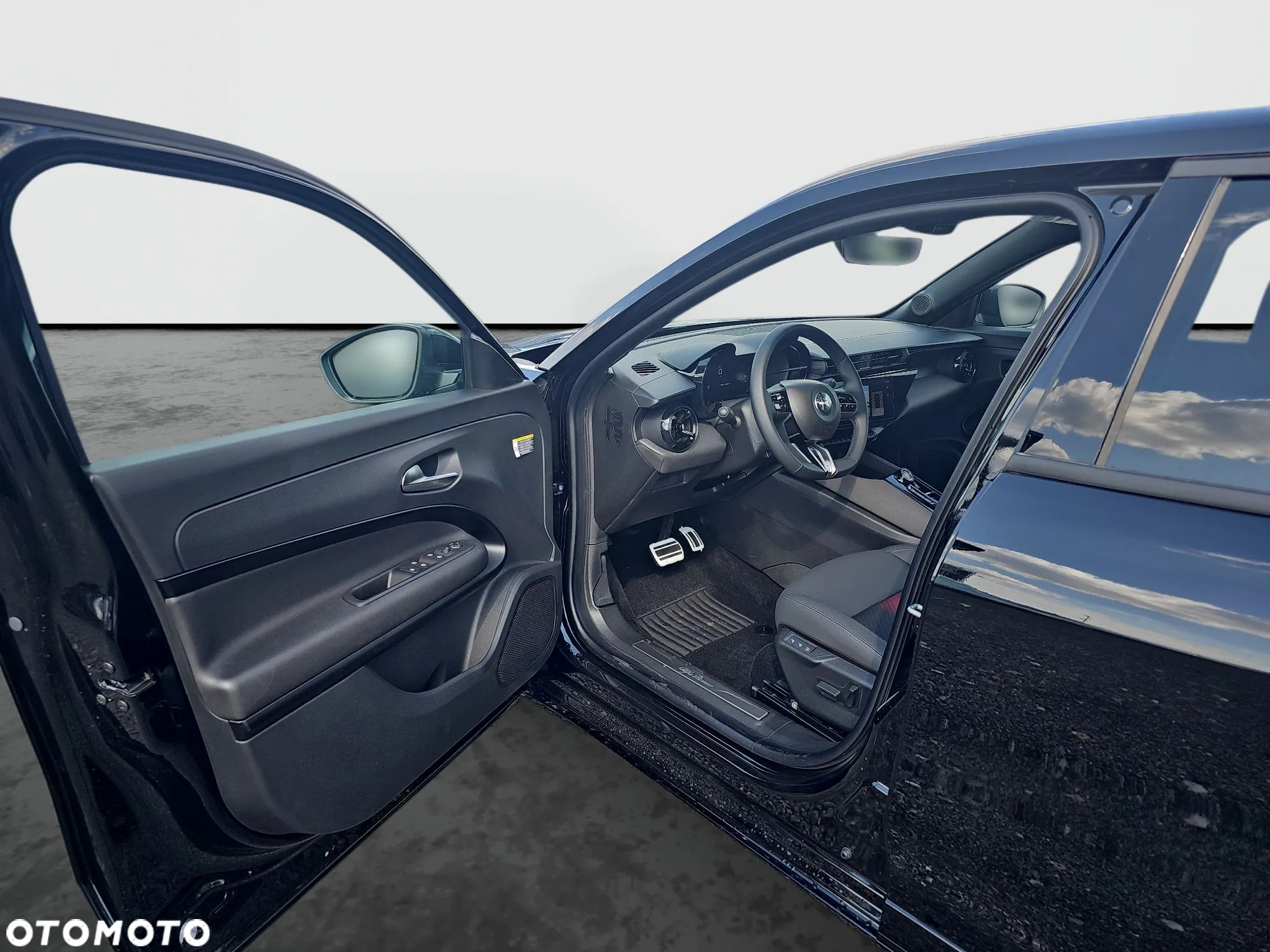 Alfa Romeo Junior 1.2 mHEV Ibrida Q4 eDCT - 10
