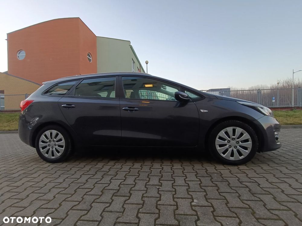 Kia Ceed 1.4 CVVT ISG Vision - 10