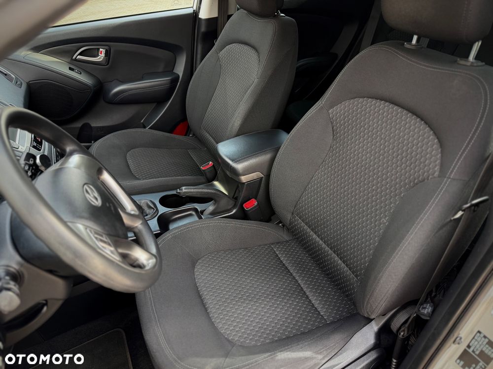 Hyundai ix35 1.6 2WD blue Style - 26