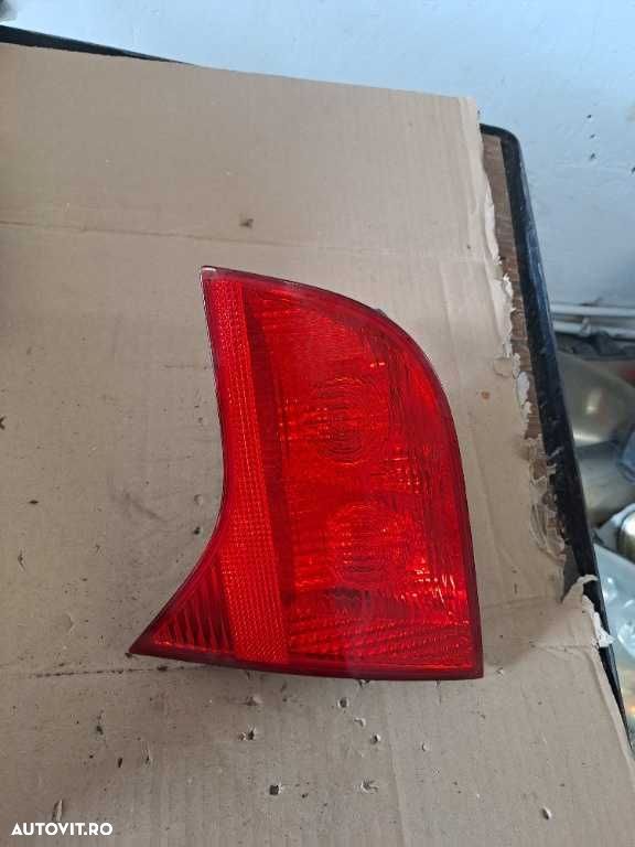 Stop stanga dreapta pe haion Audi A4 B7 Break Avant original - 2