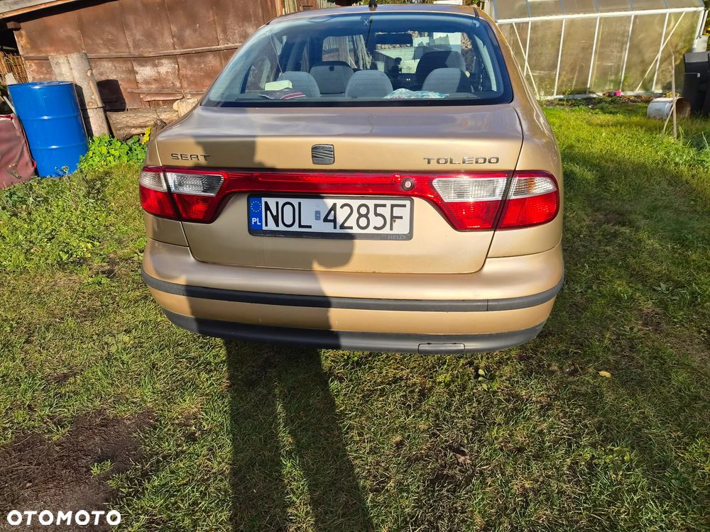 Seat Toledo 1.6 Stella - 6