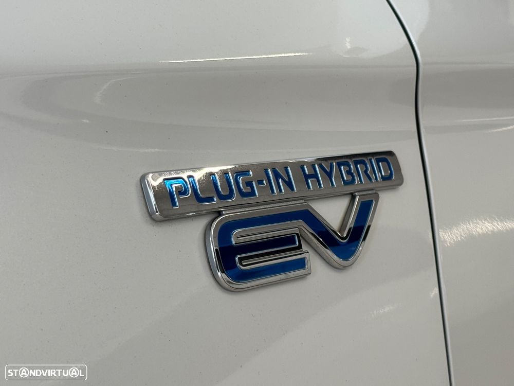 Mitsubishi Outlander 2.4 Intense - 6