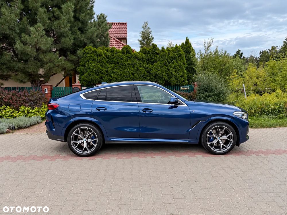 BMW X6 xDrive40d mHEV - 9