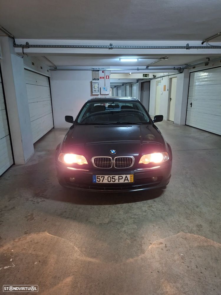 BMW 323 Ci - 1