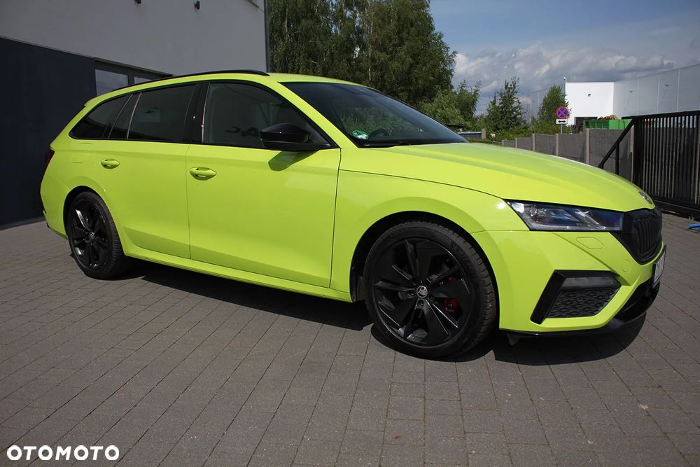 Skoda Octavia 2.0 TDI DSG RS - 12