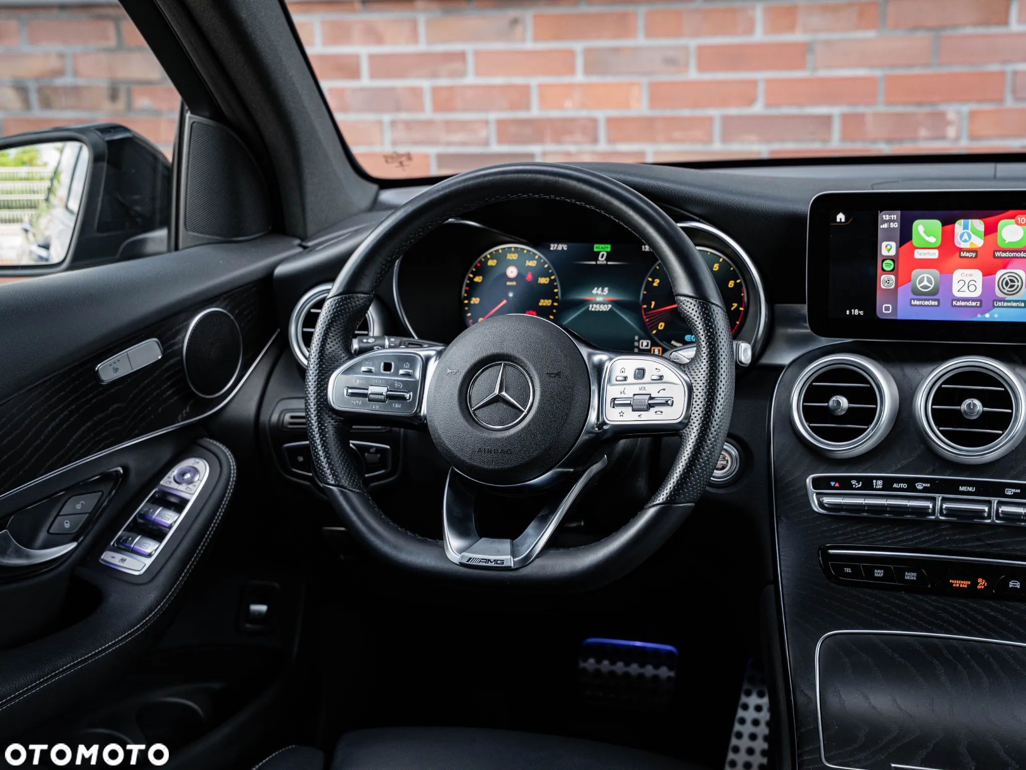 Mercedes-Benz GLC 200 4Matic 9G-TRONIC AMG Line Plus - 31