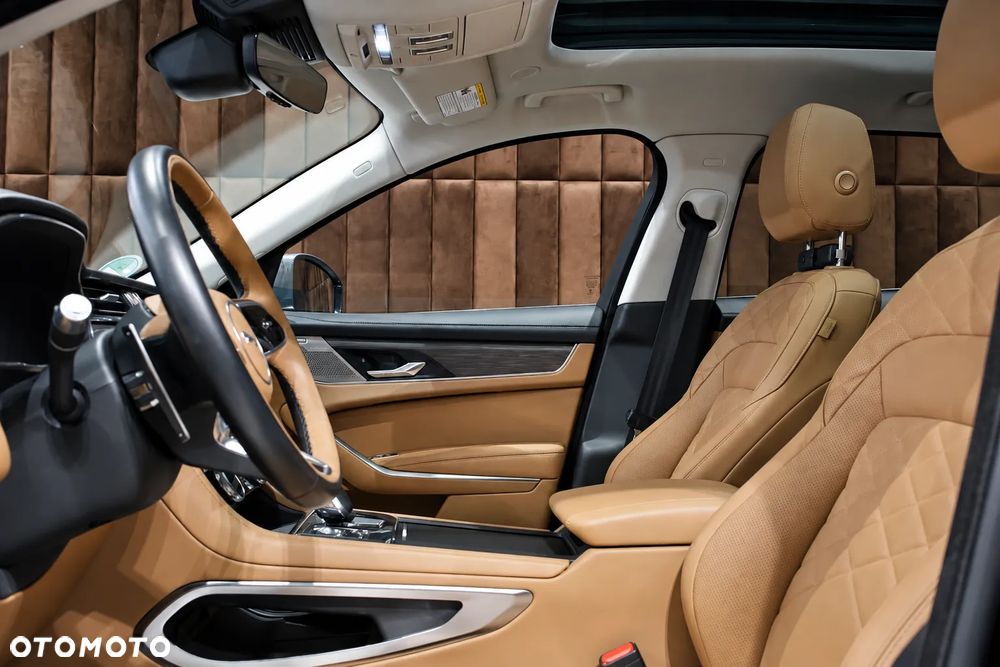Jaguar F-Pace - 7