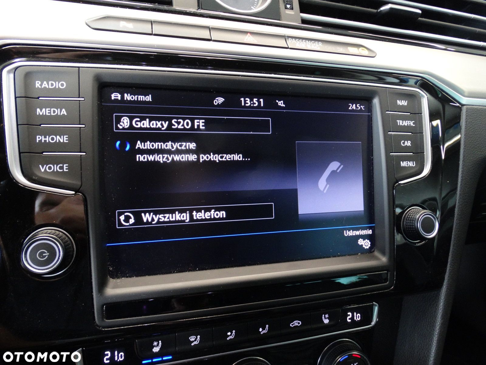 Volkswagen Passat - 31