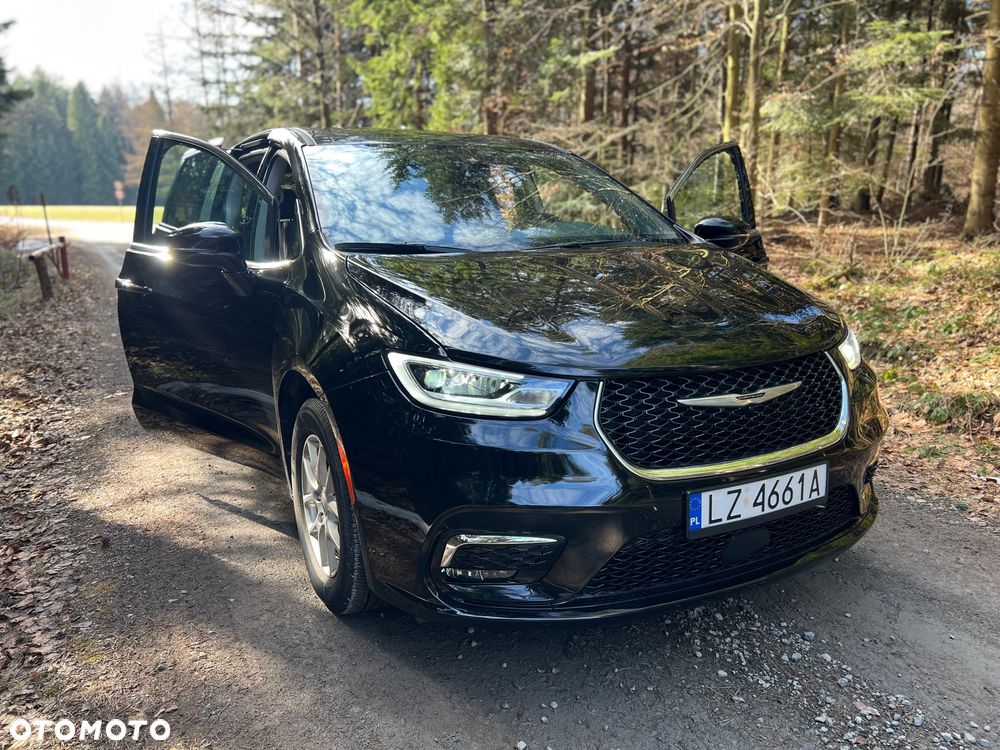Chrysler Pacifica - 7