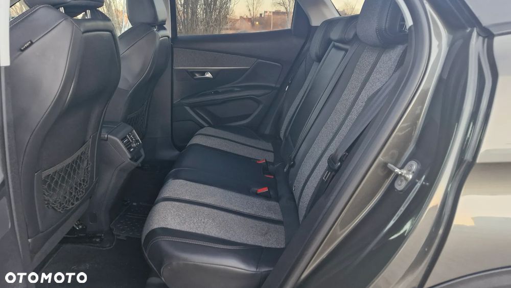 Peugeot 3008 BlueHDi 120 Stop & Start Allure - 24