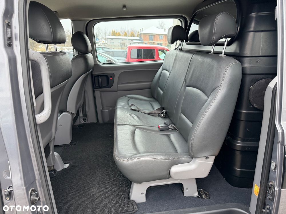 Hyundai H-1 2.5 CRDi Travel Comfort - 7