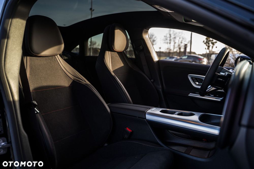 Mercedes-Benz CLA - 14