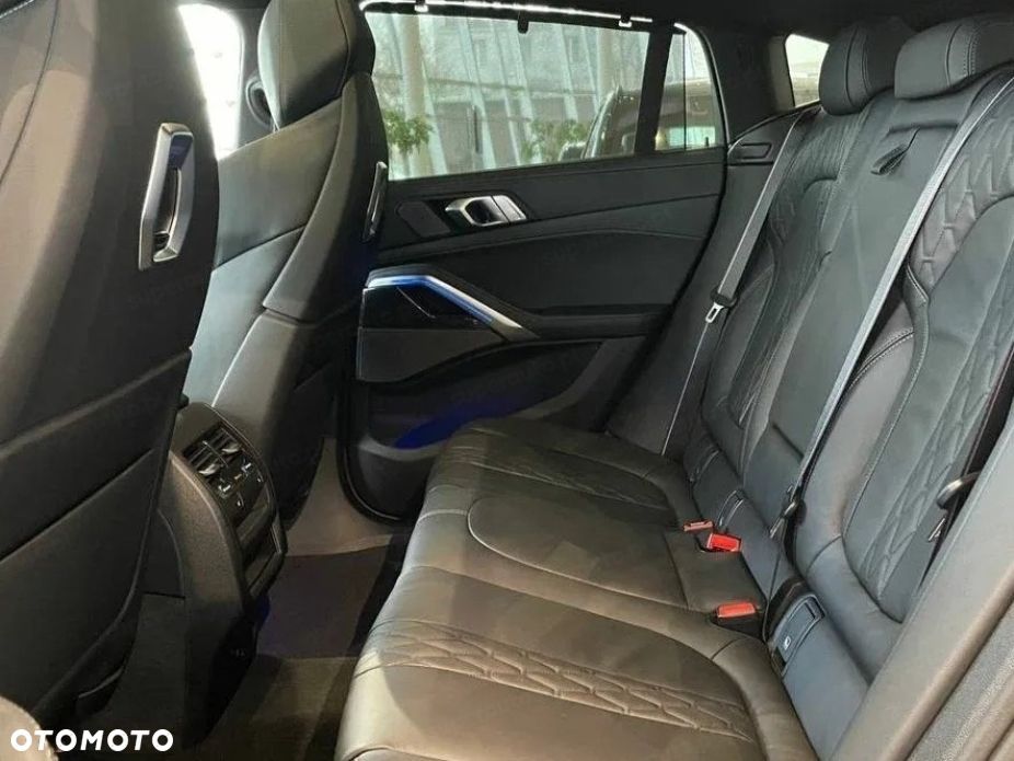 BMW X6 xDrive40d mHEV sport - 14
