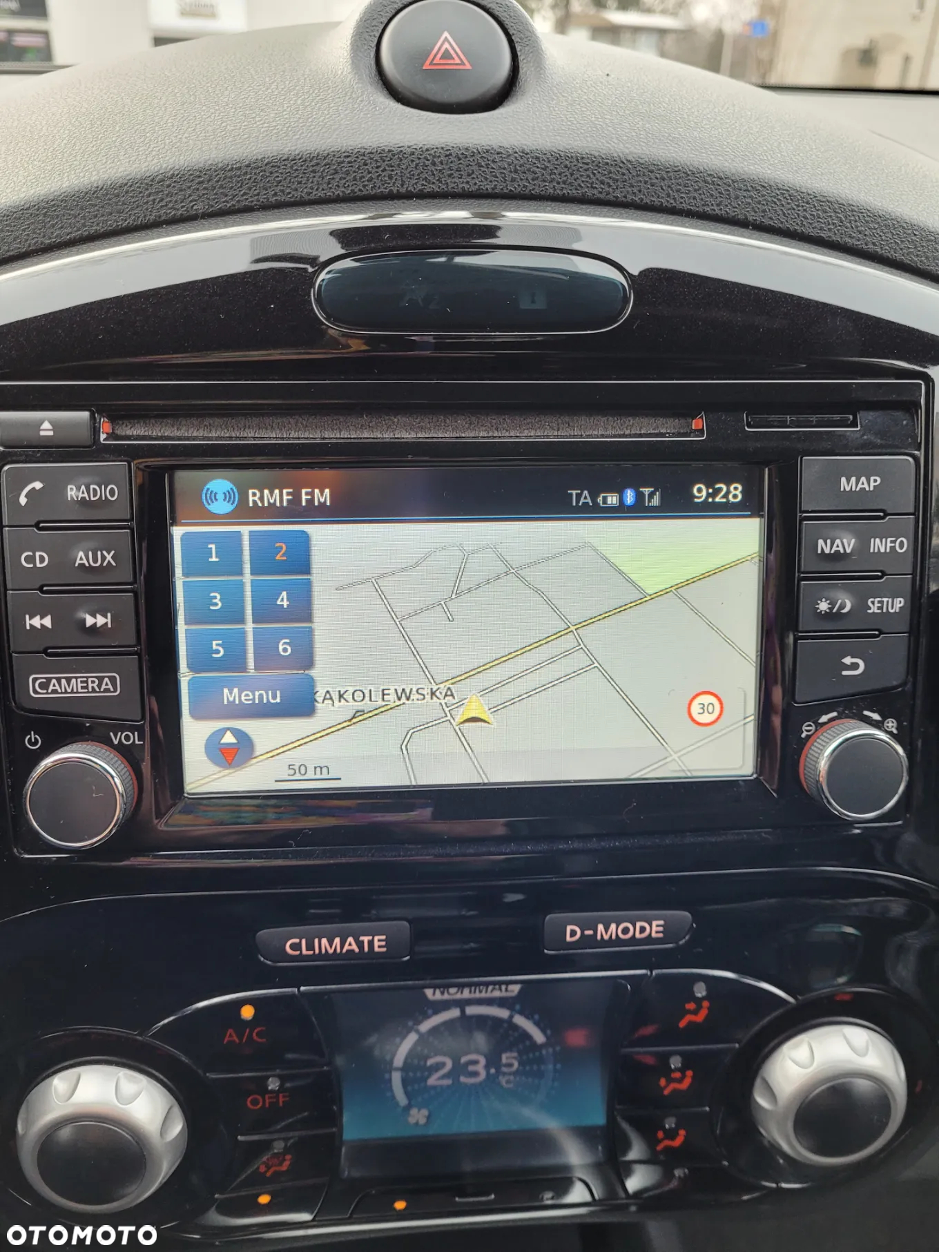 Nissan Juke 1.6 Acenta Xtronic EU6 - 11