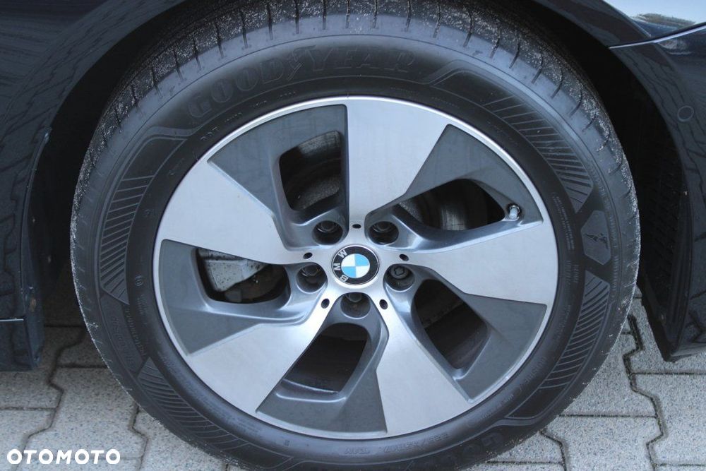 BMW Seria 5 - 25