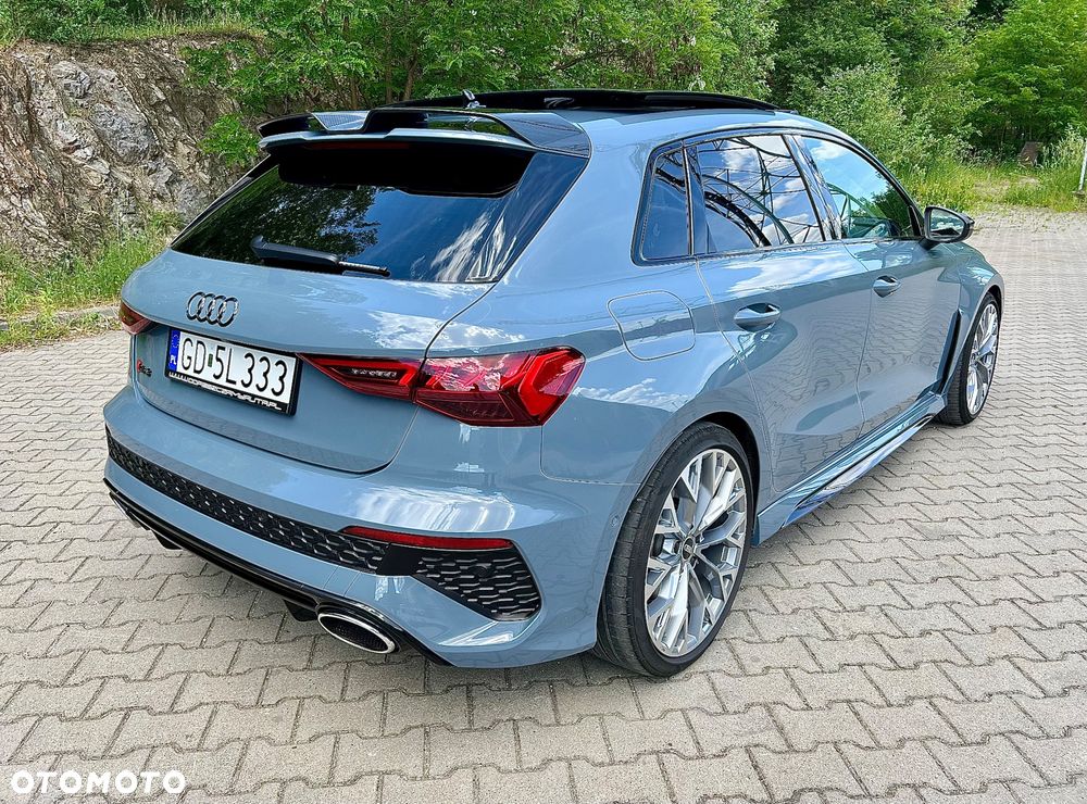 Audi RS3 Sportback - 18
