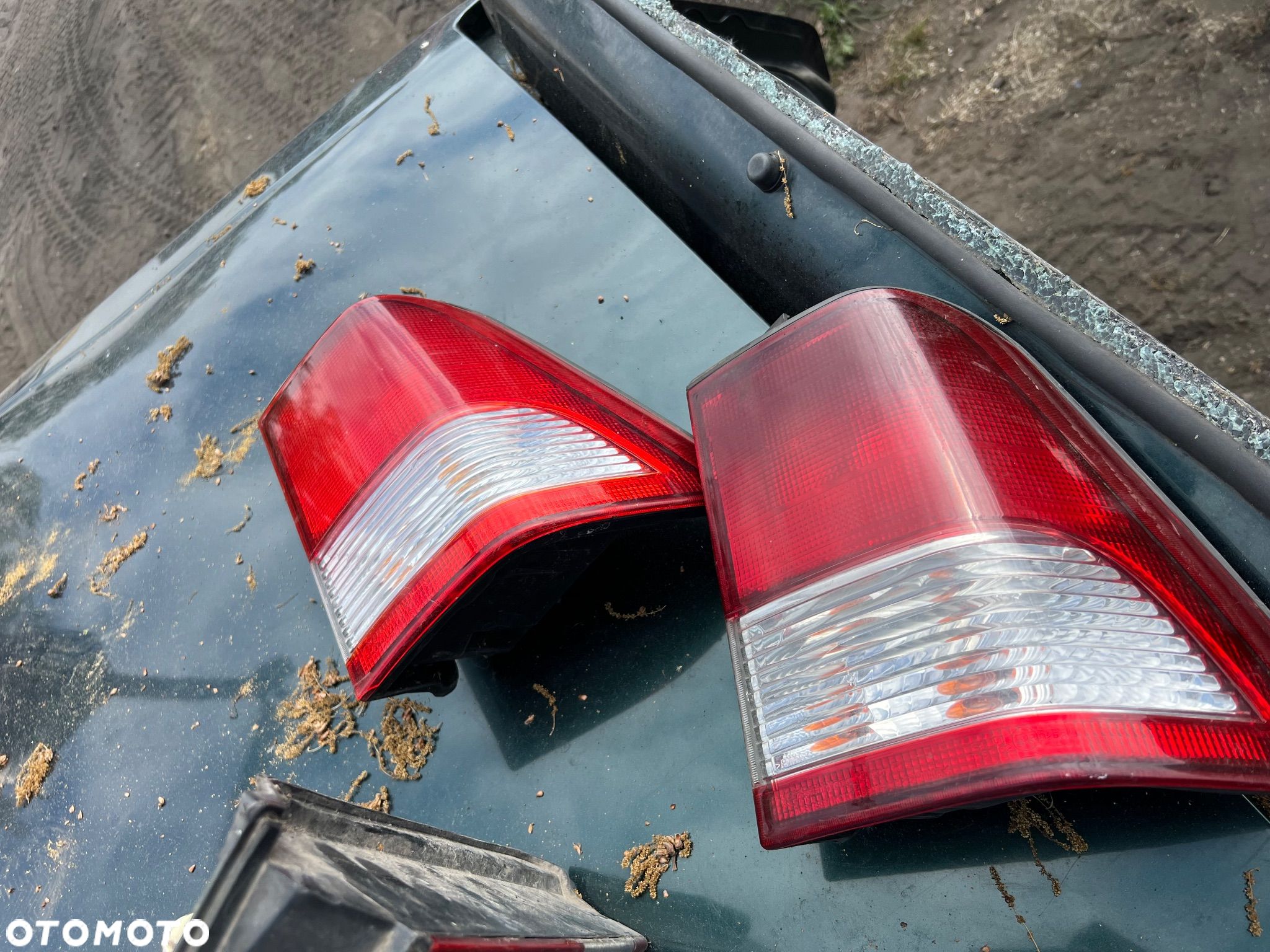 Lampy tylne ssangyong musso lewa prawa - 1