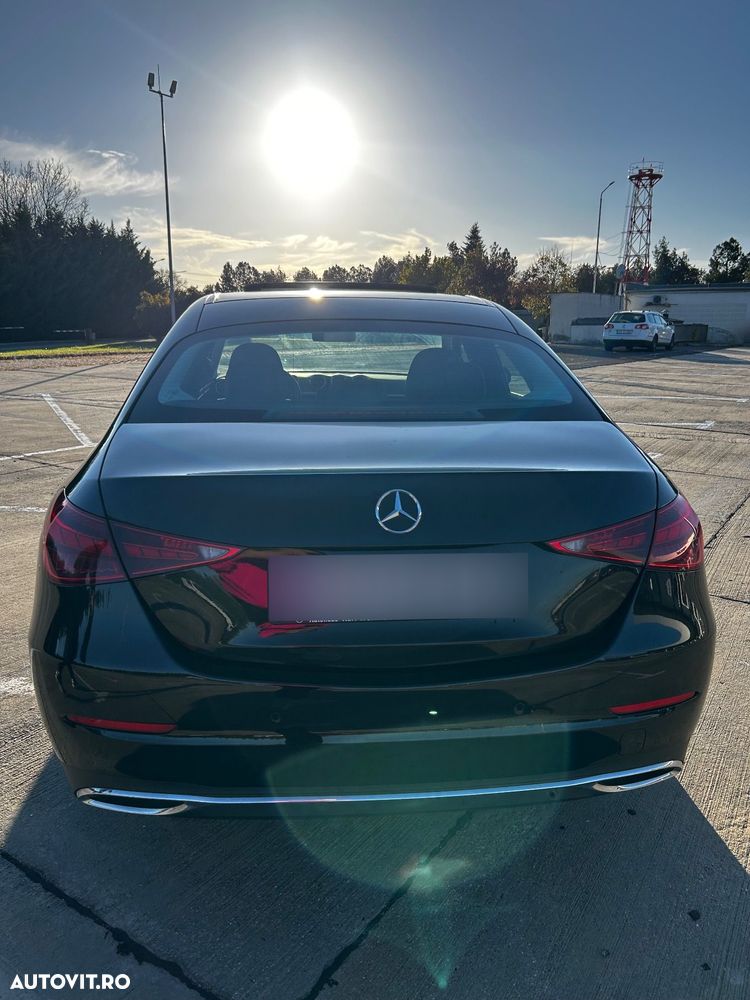 Mercedes-Benz C 300 4Matic T 9G-TRONIC Avantgarde Advanced - 10