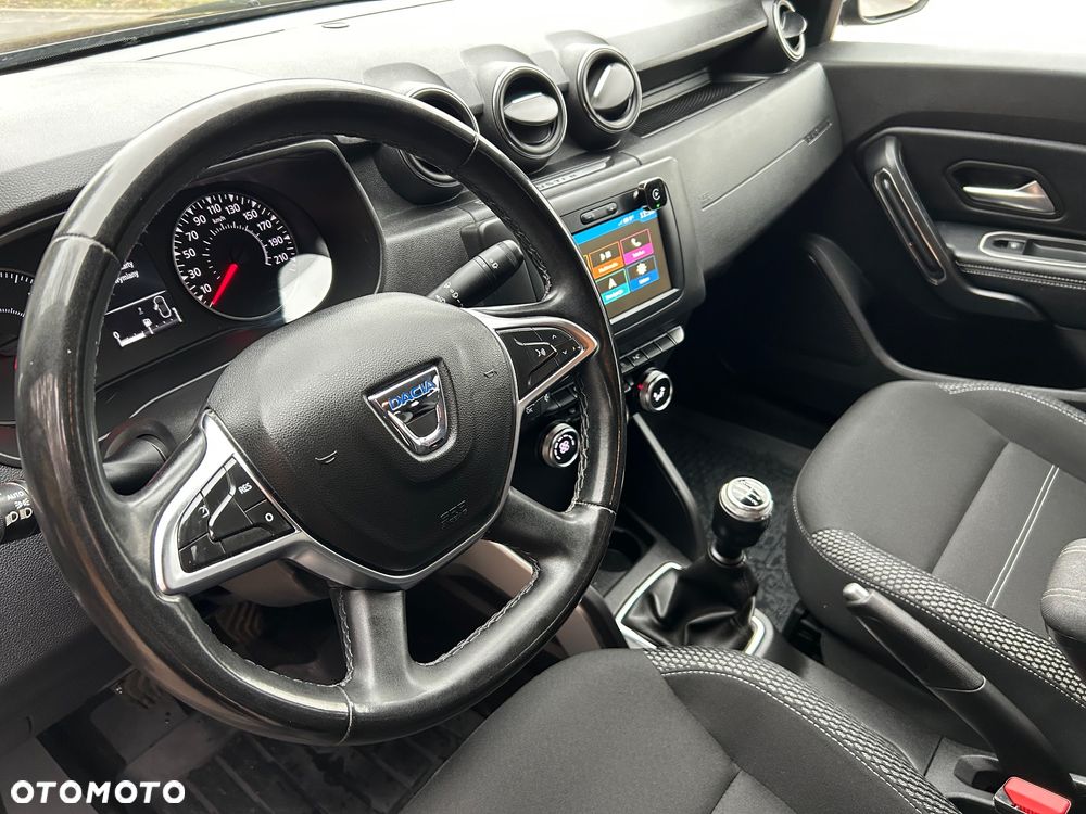 Dacia Duster 1.6 SCe Prestige - 19
