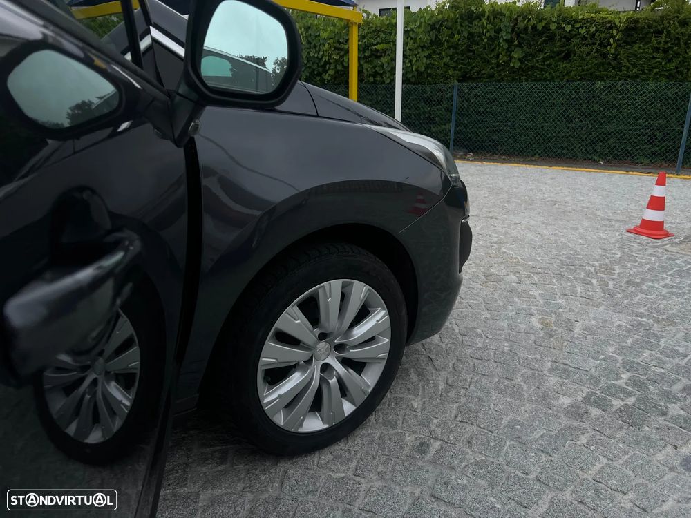 Peugeot 3008 1.6 HDi Access - 11