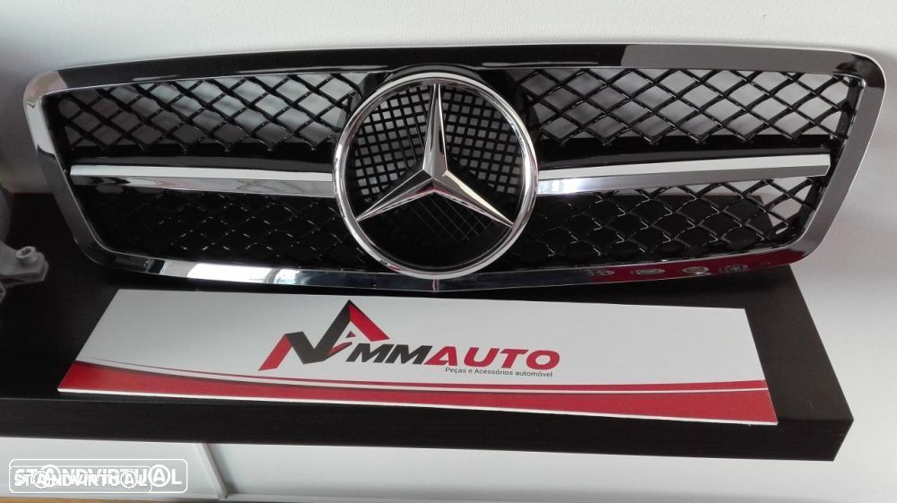 Grelha Frontal Mercedes Classe C W203 look C63 AMG - 3