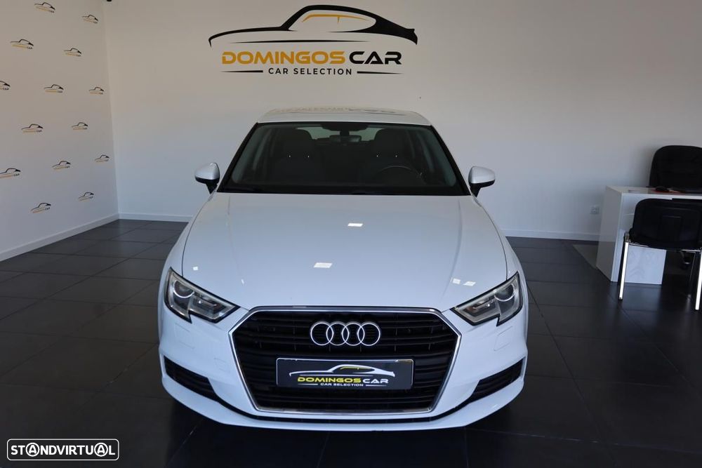 Audi A3 Sportback 1.6 TDI Design - 4