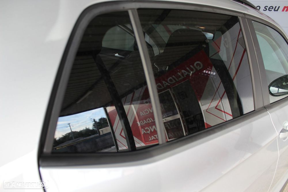 VW T-Cross 1.0 TSI Life - 12