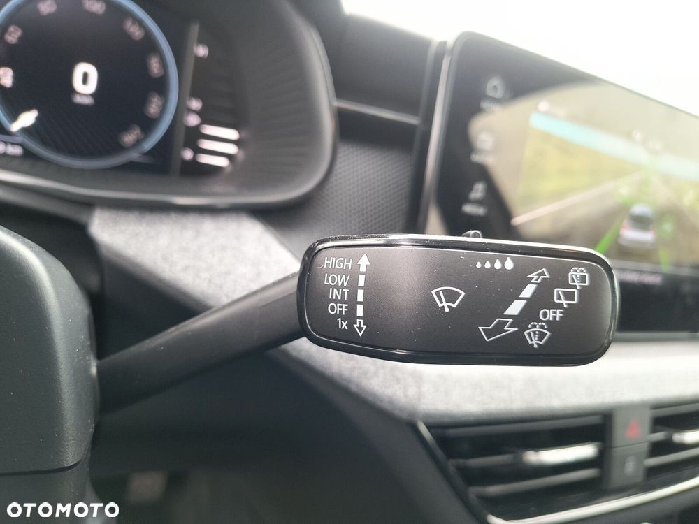 Skoda Kamiq 1.0 TSI Edition 130 DSG - 33