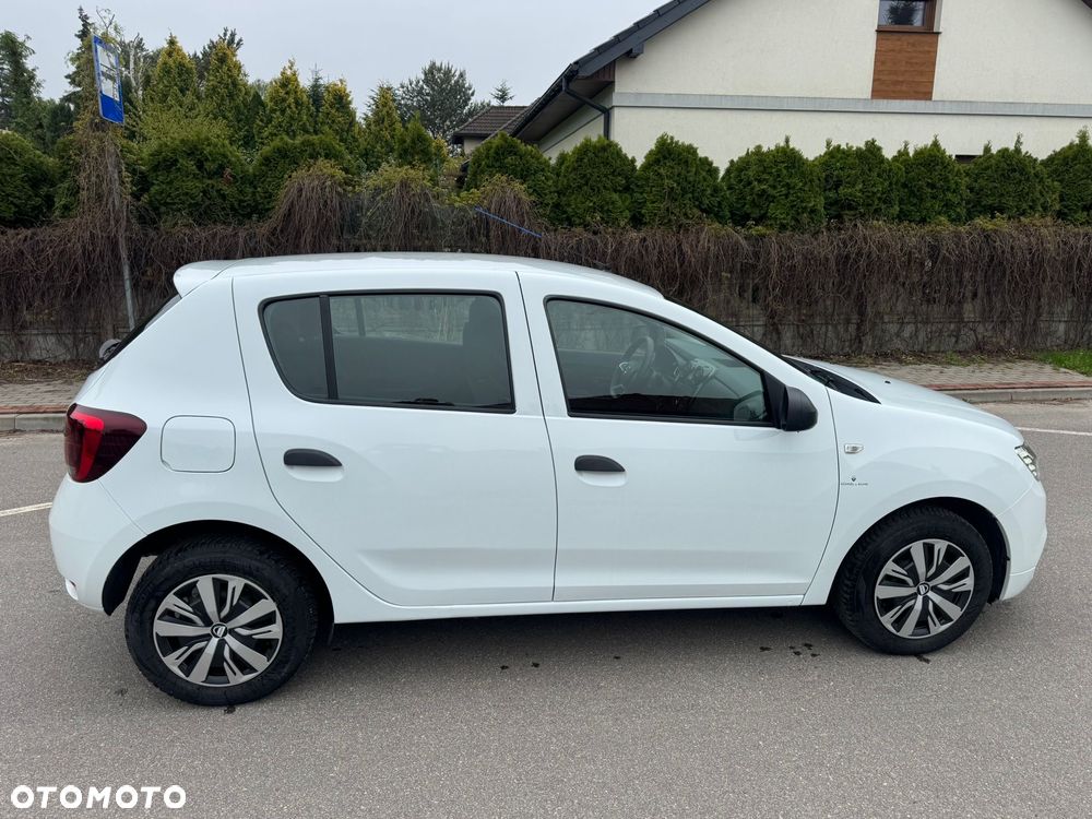 Dacia Sandero - 5